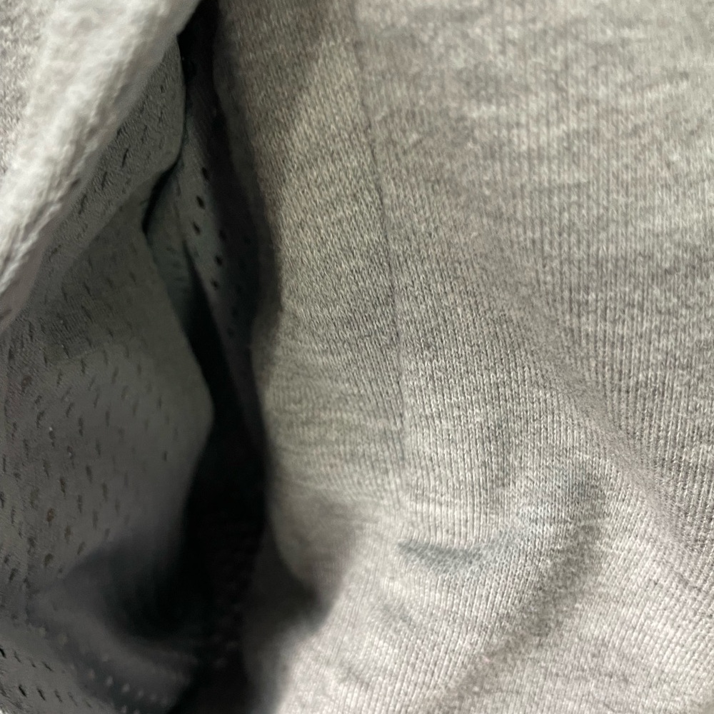 Under Armour Hoodie Mens Medium Gray Hunting Loose Fit Performance Pullover - Picture 7 of 10